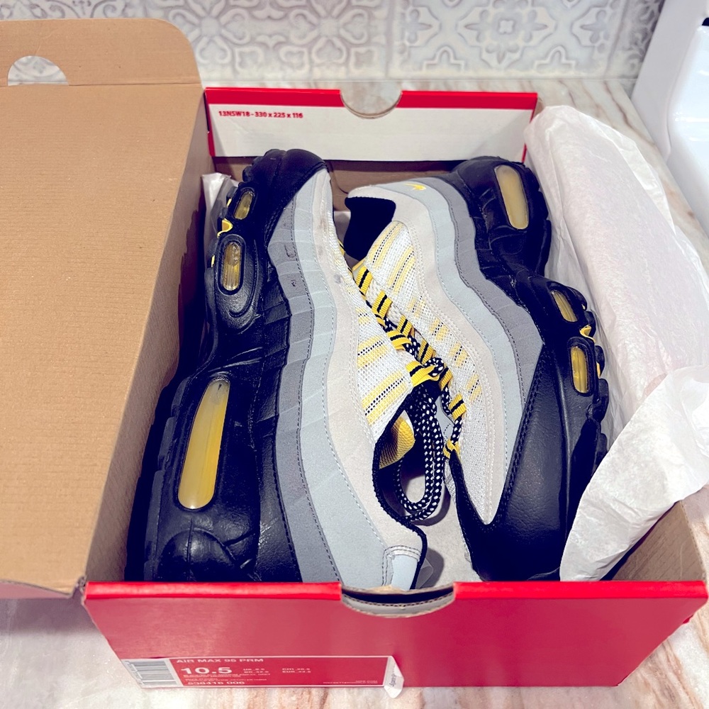 Nike Air Max 95 PRM Sneakers 2011 size 10.5 lightly worn original box - Picture 12 of 14